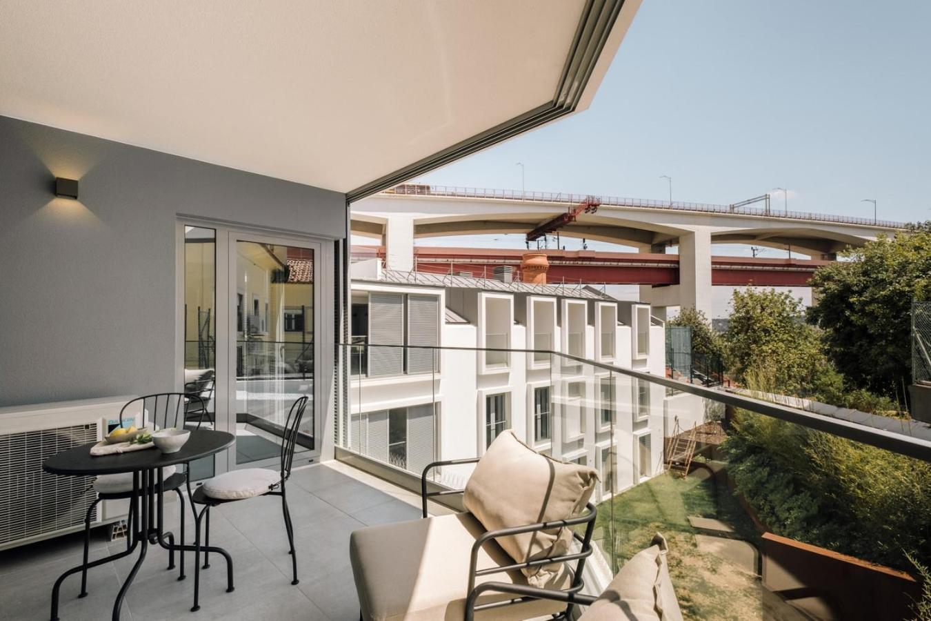 Olot - 2 Bedroom, Terrace And Parking In Alcantara Apartamento